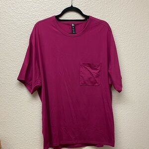 Lululemon Men’s Magenta Short Sleeve Tee